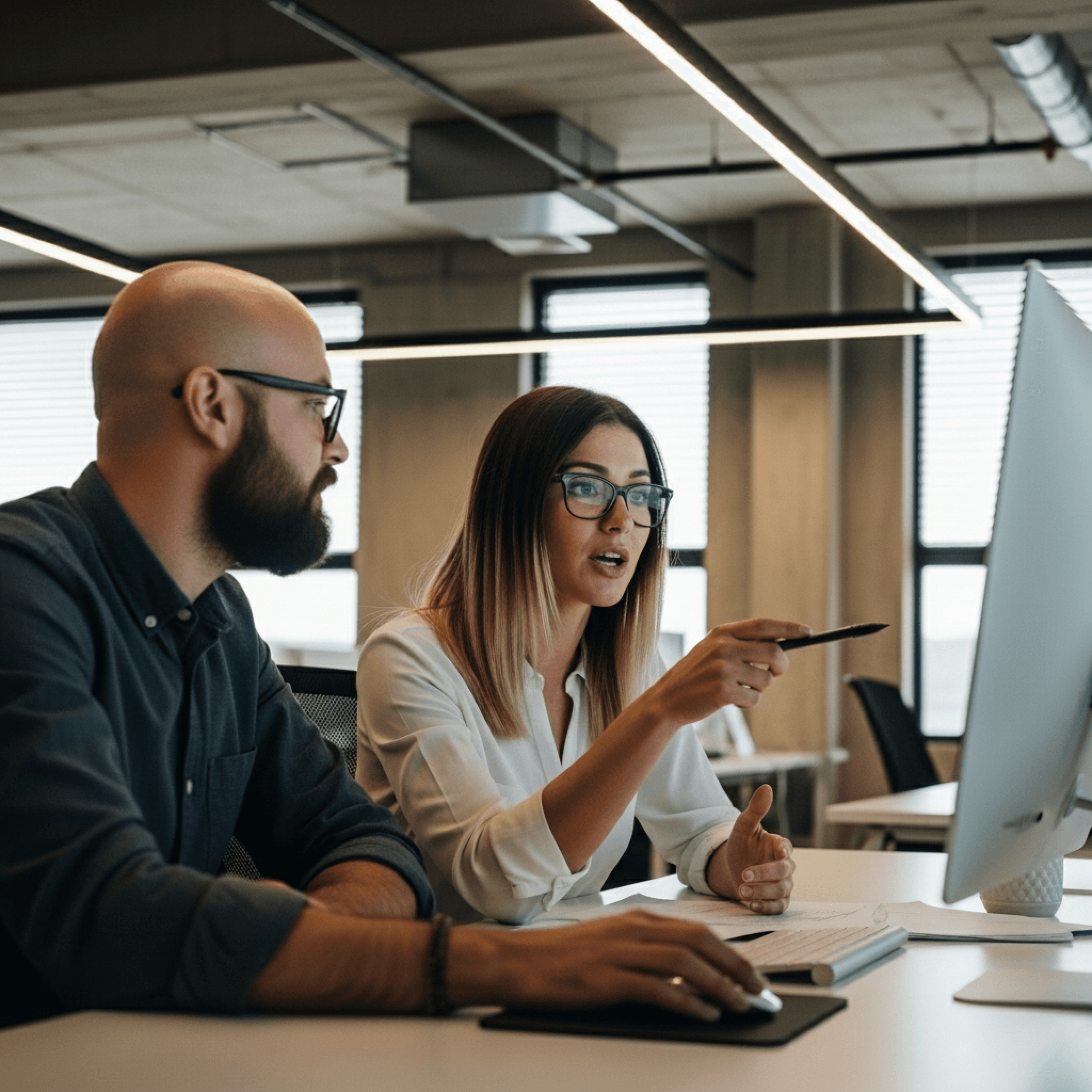 Time Optimiza em reunião